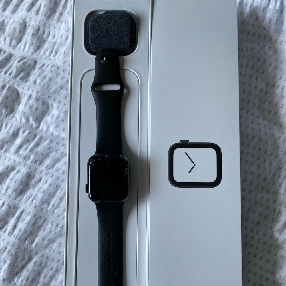 Apple watch series 4